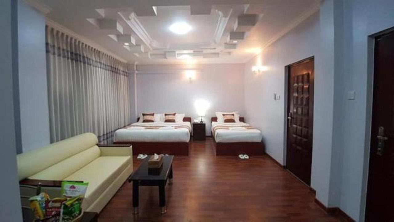 יאנגון Landmark Hotel מראה חיצוני תמונה