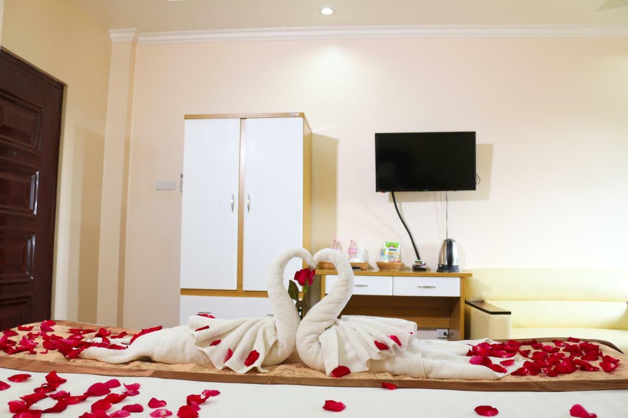 יאנגון Landmark Hotel מראה חיצוני תמונה